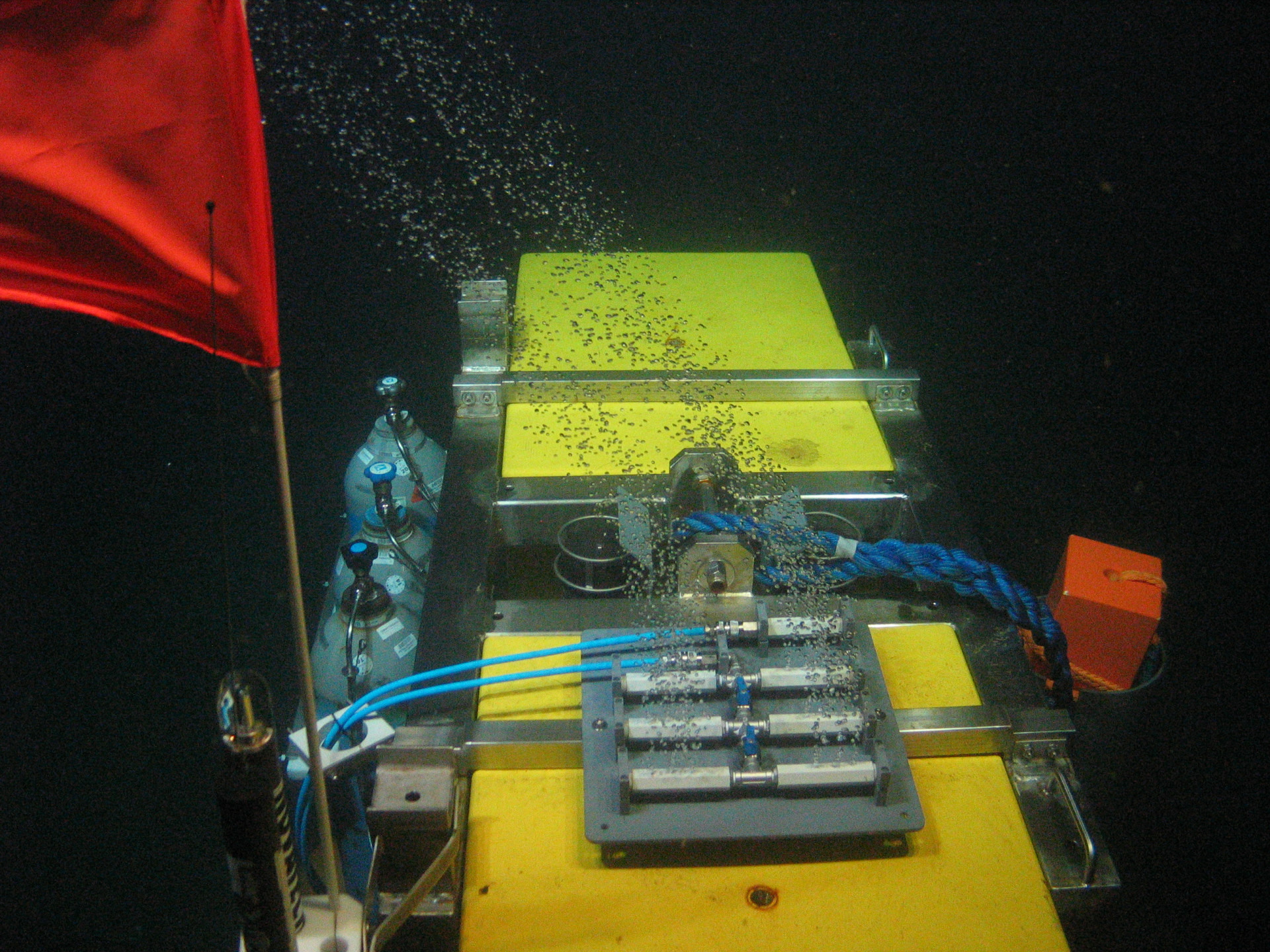 CO₂ release experiment at the bottom of the North Sea