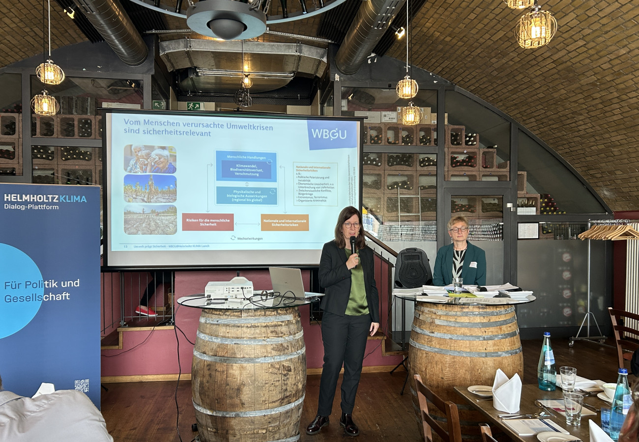 Prof. Dr. Aletta Bonn und Prof. Dr. Sabine Schlacke beim KLIMA Lunch.