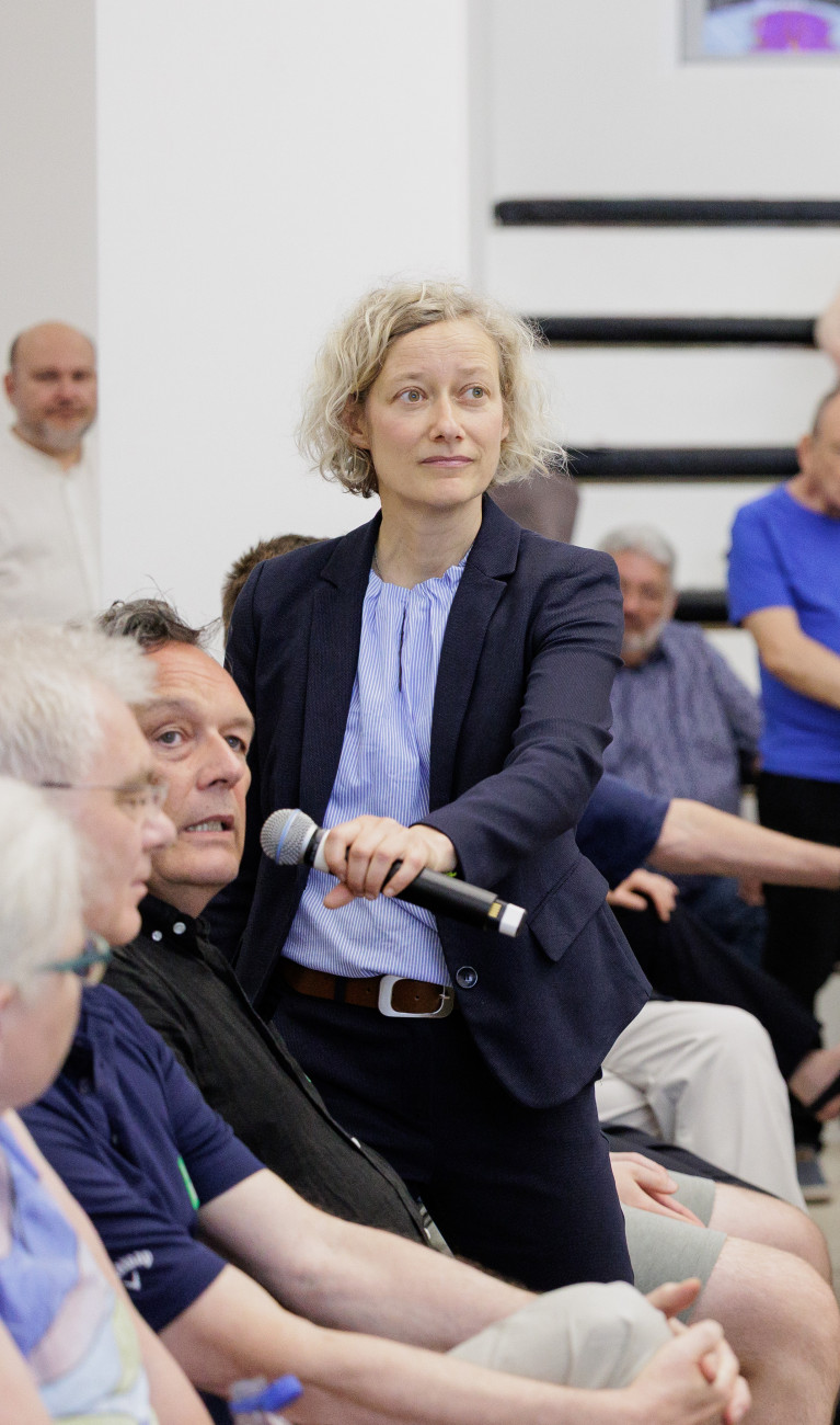 Publikum einer Unterhausdebatte