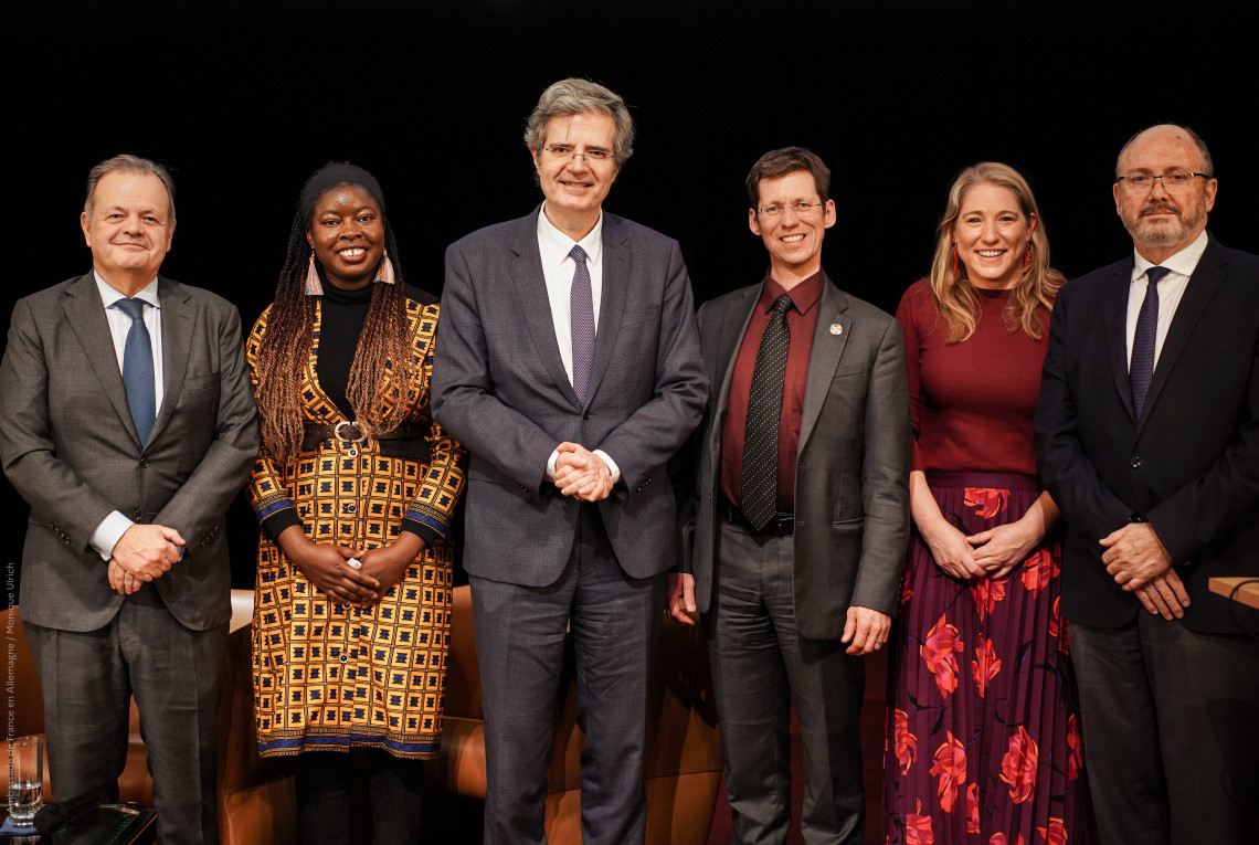 Teilnehmende am Panel 10 Years after the Paris Agreement