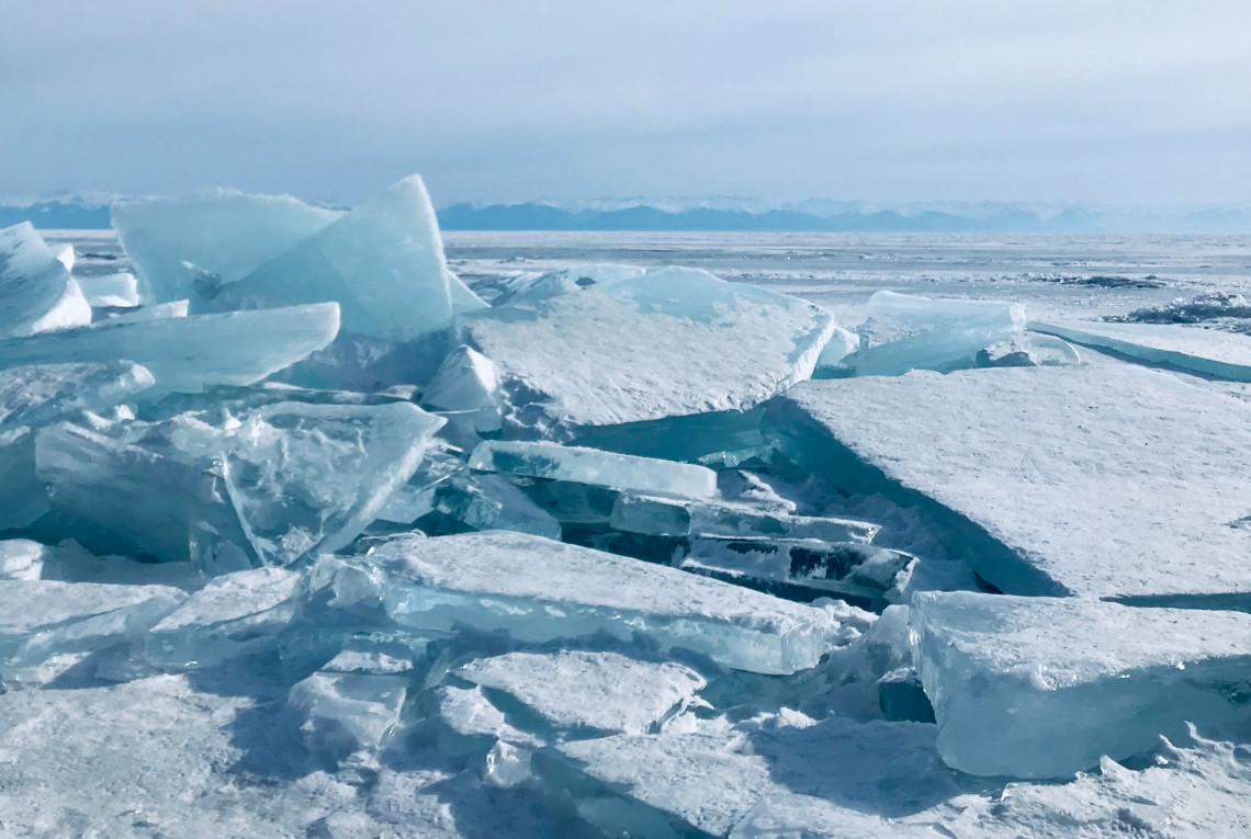 Sich auftürmende Eisschollen