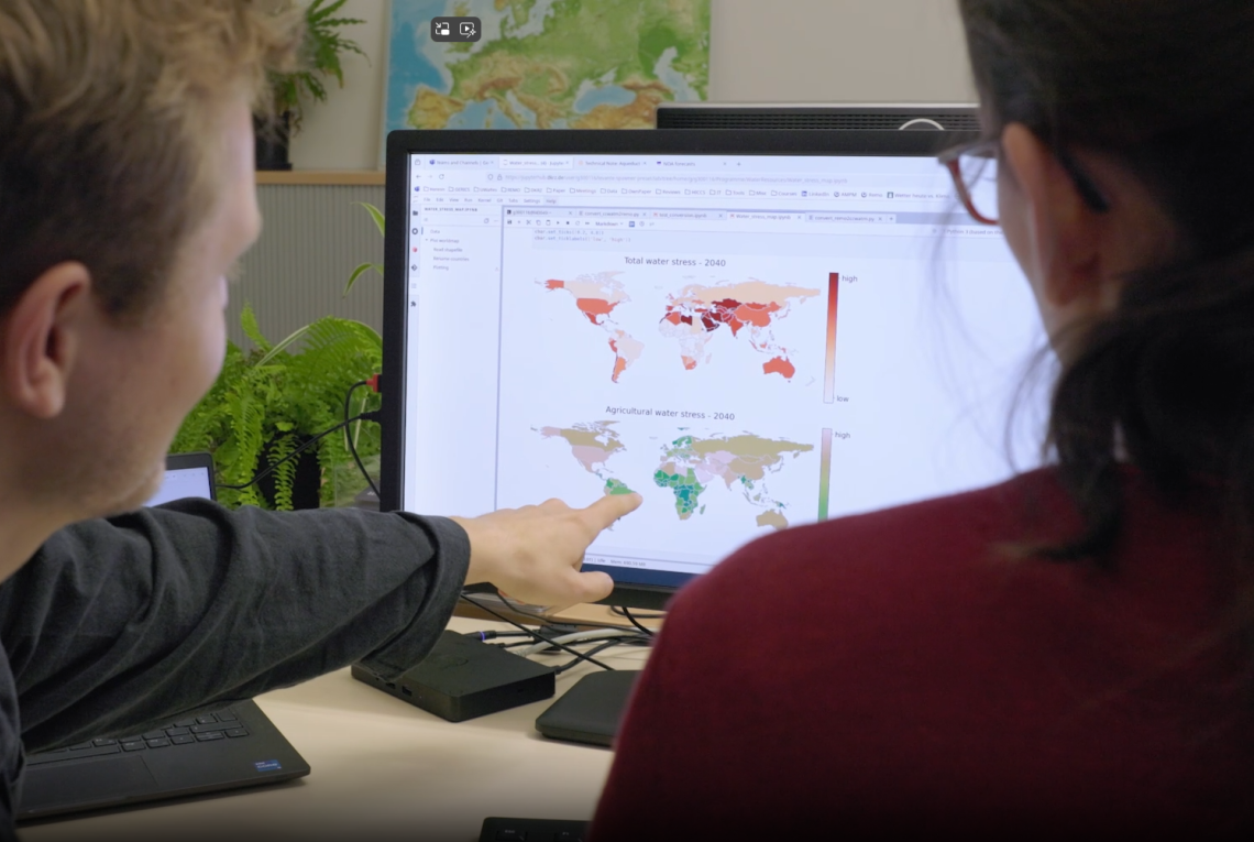 GERICS Expert:innen am Bildschirm