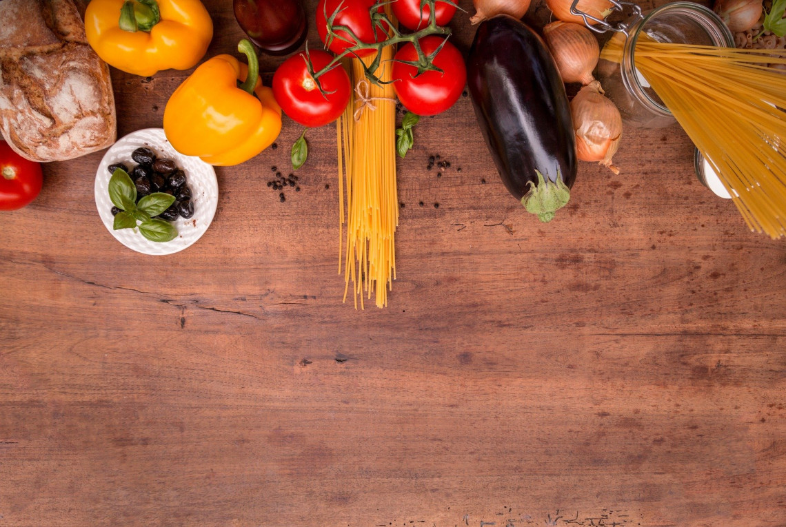  Mediterranean vegetables on wooden table 